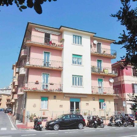 La Casetta Di Nonno Vittorio Albissola Marina Εξωτερικό φωτογραφία